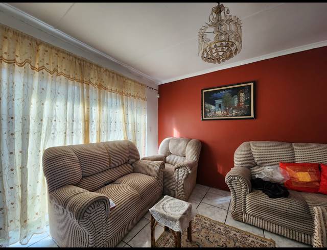 3 BEDROOM HOUSE FOR SALE IN NEWHOLME